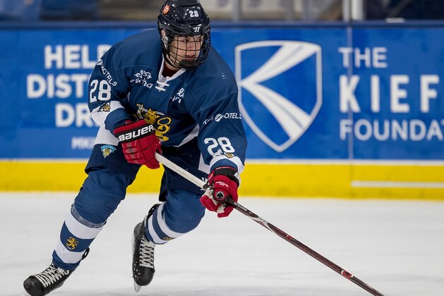 PLYMOUTH, MI - FEBRUARY 14: Jesperi Kotkaniemi #28 of the Finland Nationals skates up ice with the puck against the Russian Nationals during the 2018 Under-18 Five Nations Tournament game at USA Hockey Arena on February 14, 2018 in Plymouth, Michigan. Russia defeated Finland 4-0. (Photo by Dave Reginek/Getty Images)*** Local Caption *** Jesperi Kotkaniemi