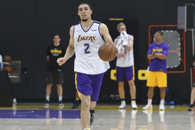 LiAngelo Ball dribbles during a pre-draft workout at the Los Angeles Lakers' NBA basketball facility in El Segundo, Calif., Tuesday, May 29, 2018. (AP Photo/Reed Saxon)