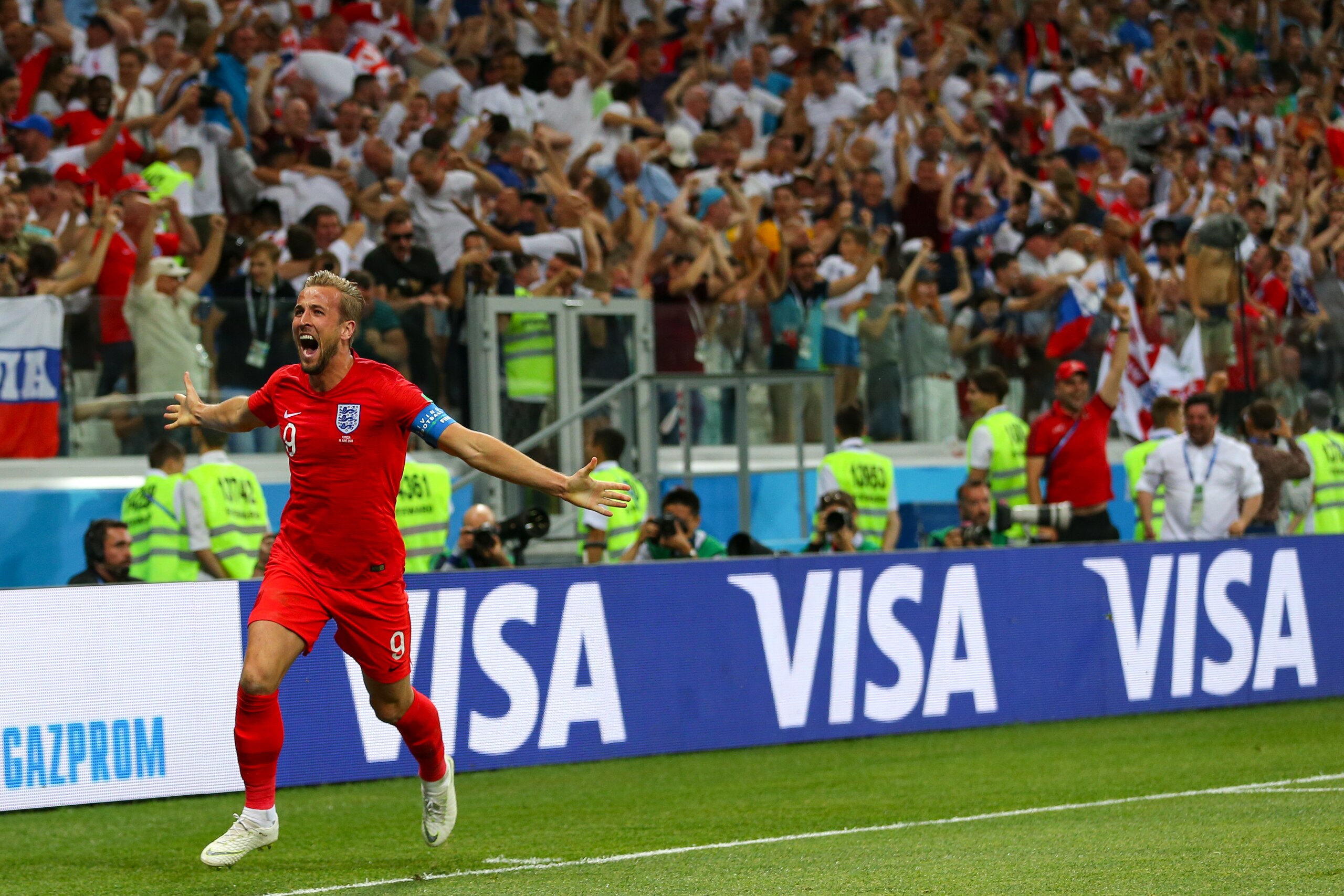 VOLGOGRAD, RUSSIA - JUNE 18: Harry Kane of England celebrates after scoring a goal to make it 1-2 during the 2018 FIFA World Cup Russia group G match between Tunisia and England at Volgograd Arena on June 18, 2018 in Volgograd, Russia. (Photo by Robbie Jay Barratt - AMA/Getty Images)