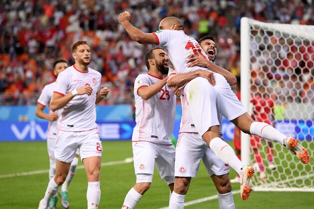 SARANSK, RUSSIA - JUNE 28:  Wahbi Khazri of Tunisia celebrates with teammates after scoring his sides second goal during the 2018 FIFA World Cup Russia group G match between Panama and Tunisia at Mordovia Arena on June 28, 2018 in Saransk, Russia.  (Photo by Laurence Griffiths/Getty Images)