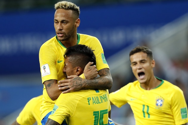 (l-r) Gabriel Jesus of Brazil, Neymar of Brazil, Paulinho of Brazil, Philippe Coutinho of Brazil during the 2018 FIFA World Cup Russia group E match between Serbia and Brazil at the Otkrytiye Arena on June 27, 2018 in Moscow, Russia(Photo by VI Images via Getty Images)