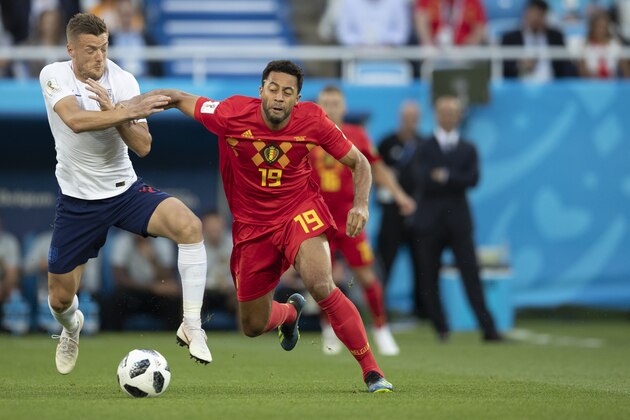 KALININGRAD, RUSSIA - JUNE 28:  Jamie Vardy of England is tackled by Moussa Dembele of Belgium during the 2018 FIFA World Cup Russia group G match between England and Belgium at Kaliningrad Stadium on June 28, 2018 in Kaliningrad, Russia.  (Photo by Fred Lee/Getty Images)