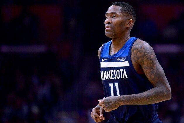 LOS ANGELES, CA - DECEMBER 06: Jamal Crawford #11 of the Minnesota Timberwolves during a 113-107 Timberwolves win over the LA Clippers at Staples Center on December 6, 2017 in Los Angeles, California. (Photo by Harry How/Getty Images) LOS ANGELES, CA - DECEMBER 06: Jamal Crawford #11 of the Minnesota Timberwolves during a 113-107 Timberwolves win over the LA Clippers at Staples Center on December 6, 2017 in Los Angeles, California. (Photo by Harry How/Getty Images)