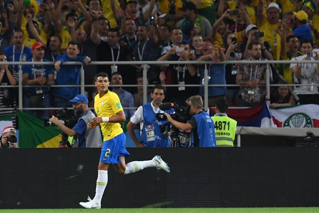 Brazil's defender Thiago Silva celebrates after scoring during the Russia 2018 World Cup Group E football match between Serbia and Brazil at the Spartak Stadium in Moscow on June 27, 2018. (Photo by Francisco LEONG / AFP) / RESTRICTED TO EDITORIAL USE - NO MOBILE PUSH ALERTS/DOWNLOADS        (Photo credit should read FRANCISCO LEONG/AFP/Getty Images)