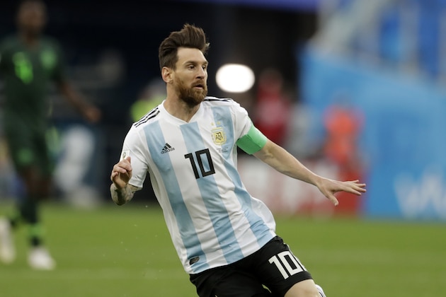 Argentina's Lionel Messi makes an attempt to score during the group D match between Argentina and Nigeria, at the 2018 soccer World Cup in the St. Petersburg Stadium in St. Petersburg, Russia, Tuesday, June 26, 2018. (AP Photo/Petr David Josek)