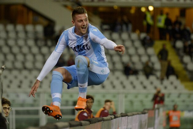 TURIN, TORINO - APRIL 29:  Sergej Milinkovic Savic of SS Lazio celebrate a opening goal during the serie A match between Torino FC and SS Lazio at Stadio Olimpico di Torino on April 29, 2018 in Turin, Italy.  (Photo by Marco Rosi/Getty Images)
