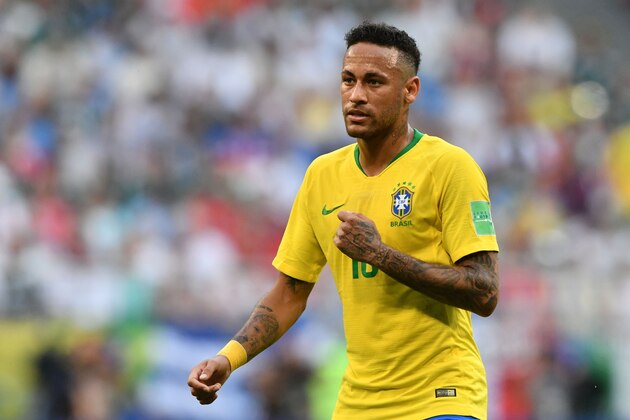 Brazil's forward Neymar during the Russia 2018 World Cup round of 16 football match between Brazil and Mexico at the Samara Arena in Samara on July 2, 2018. (Photo by Fabrice COFFRINI / AFP) / RESTRICTED TO EDITORIAL USE - NO MOBILE PUSH ALERTS/DOWNLOADS        (Photo credit should read FABRICE COFFRINI/AFP/Getty Images)