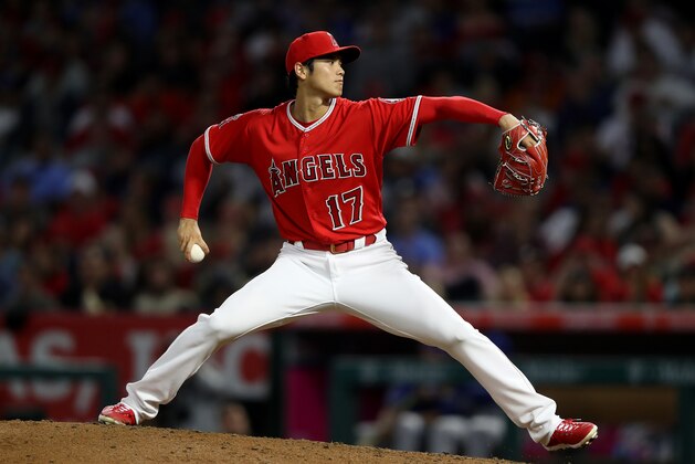 ANAHEIM, CA - JUNE 06:  Shohei Ohtani #17 of the Los Angeles Angels of Anaheim pitches during  a game against the Kansas City Royals  at Angel Stadium on June 6, 2018 in Anaheim, California.  (Photo by Sean M. Haffey/Getty Images)