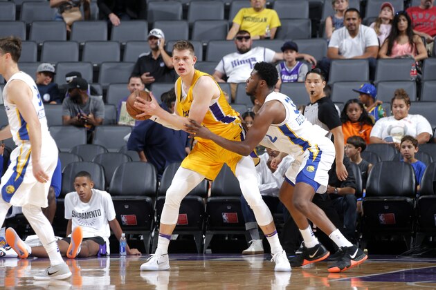 SACRAMENTO, CA - JULY 5: Moritz Wagner #15 of the Los Angeles Lakers handles the ball against the Golden State Warriors during the 2018 Summer League at the Golden 1 Center on July 5, 2018 in Sacramento, California. NOTE TO USER: User expressly acknowledges and agrees that, by downloading and or using this photograph, User is consenting to the terms and conditions of the Getty Images License Agreement. Mandatory Copyright Notice: Copyright 2018 NBAE (Photo by Rocky Widner/NBAE via Getty Images)