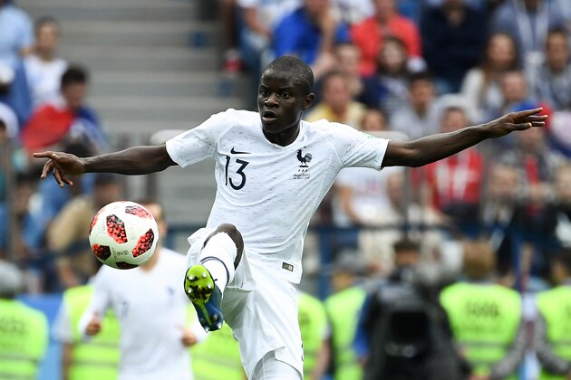 France's midfielder N'Golo Kante controls the ball during the Russia 2018 World Cup quarter-final football match between Uruguay and France at the Nizhny Novgorod Stadium in Nizhny Novgorod on July 6, 2018. (Photo by FRANCK FIFE / AFP) / RESTRICTED TO EDITORIAL USE - NO MOBILE PUSH ALERTS/DOWNLOADS        (Photo credit should read FRANCK FIFE/AFP/Getty Images)