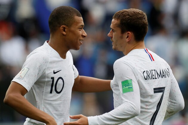 NIZHNY NOVGOROD, RUSSIA - JULY 6: Antoine Griezmann (R) of France national team celebrates his goal with Kylian Mbappe during the 2018 FIFA World Cup Russia Quarter Final match between Uruguay and France at Nizhny Novgorod Stadium on July 6, 2018 in Nizhny Novgorod, Russia. (Photo by MB Media/Getty Images)