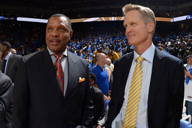OAKLAND, CA - OCTOBER 27:  Alvin Gentry of the New Orleans Pelicans and Steve Kerr of the Golden State Warriors talk before the game on October 27, 2015 at ORACLE Arena in Oakland, California. NOTE TO USER: User expressly acknowledges and agrees that, by downloading and/or using this Photograph, user is consenting to the terms and conditions of the Getty Images License Agreement. Mandatory Copyright Notice: Copyright 2015 NBAE (Photo by Andrew D. Bernstein/NBAE via Getty Images)