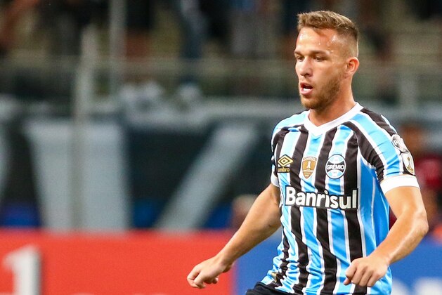 PORTO ALEGRE, BRAZIL - MAY 01: Arthur of Gremio during the match between Gremio and Cerro Porteno, part of Copa Bridgestone Libertadores 2018, at Arena do Gremio on May 01, 2018, in Porto Alegre, Brazil. (Photo by Lucas Uebel/Getty Images)
