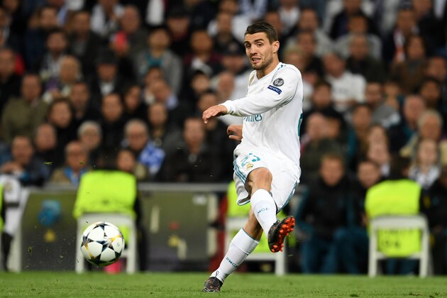 MADRID, SPAIN - MAY 01: Mateo Kovacic of Real Madrid in action during the UEFA Champions League Semi Final Second Leg match between Real Madrid and Bayern Muenchen at the Bernabeu on May 1, 2018 in Madrid, Spain. (Photo by Etsuo Hara/Getty Images)
