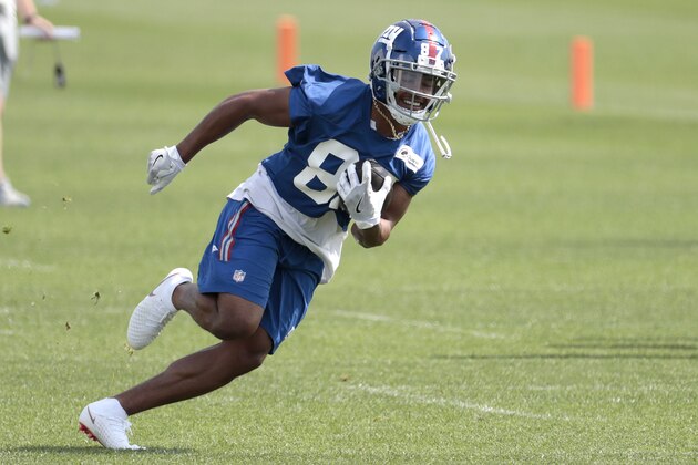 New York Giants wide receiver Sterling Shepard works out during the team's NFL football organized team activities, Tuesday, May 29, 2018, in East Rutherford, N.J. (AP Photo/Julio Cortez)