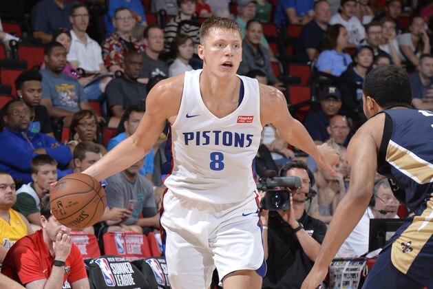 LAS VEGAS, NV - JULY 9: Henry Ellenson #8 of the Detroit Pistons handles the ball against the New Orleans Pelicans during the 2018 Las Vegas Summer League on July 9, 2018 at the Cox Pavilion in Las Vegas, Nevada. NOTE TO USER: User expressly acknowledges and agrees that, by downloading and/or using this photograph, user is consenting to the terms and conditions of the Getty Images License Agreement. Mandatory Copyright Notice: Copyright 2018 NBAE (Photo by David Dow/NBAE via Getty Images)