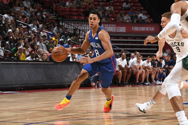 LAS VEGAS, NV - JULY 14: Zhaire Smith #8 of the Philadelphia 76ers handles the ball against the Milwaukee Bucks during the 2018 Las Vegas Summer League on July 14, 2018 at the Thomas & Mack Center in Las Vegas, Nevada. NOTE TO USER: User expressly acknowledges and agrees that, by downloading and/or using this photograph, user is consenting to the terms and conditions of the Getty Images License Agreement. Mandatory Copyright Notice: Copyright 2018 NBAE (Photo by Garrett Ellwood/NBAE via Getty Images)