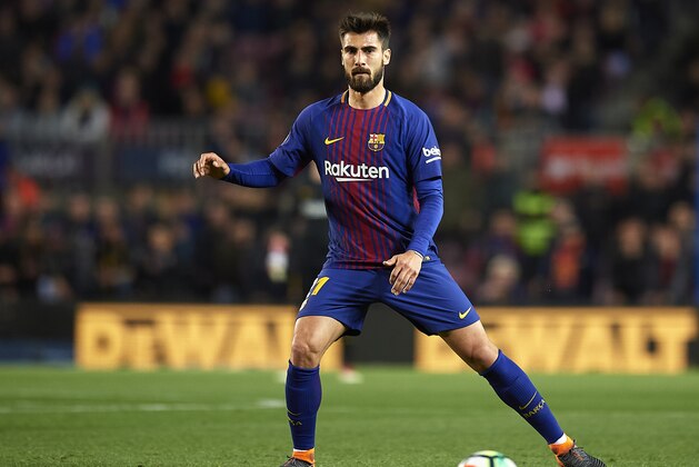 BARCELONA, SPAIN - APRIL 07:  Andre Gomes of Barcelona in action during the La Liga match between Barcelona and Leganes at Camp Nou on April 7, 2018 in Barcelona, Spain.  (Photo by Quality Sport Images/Getty Images)
