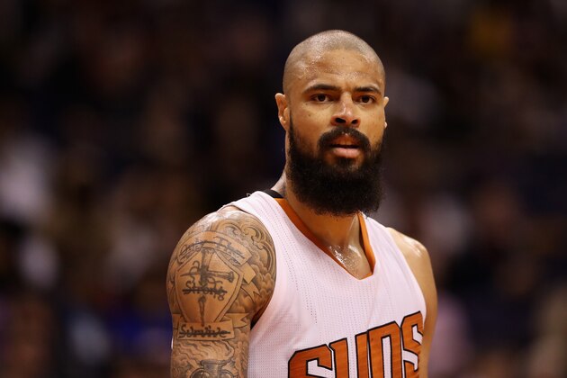 PHOENIX, AZ - FEBRUARY 15:  Tyson Chandler #4 of the Phoenix Suns looks down court during the second half of the NBA game against the Los Angeles Lakers at Talking Stick Resort Arena on February 15, 2017 in Phoenix, Arizona. The Pelicans defeated the Suns 110-108. NOTE TO USER: User expressly acknowledges and agrees that, by downloading and or using this photograph, User is consenting to the terms and conditions of the Getty Images License Agreement.  (Photo by Christian Petersen/Getty Images)