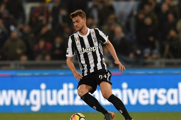 ROME, ITALY - MARCH 03:  Daniele Rugani of Juventus FC in action during the serie A match between SS Lazio and Juventus at Stadio Olimpico on March 3, 2018 in Rome, Italy.  (Photo by Giuseppe Bellini/Getty Images)