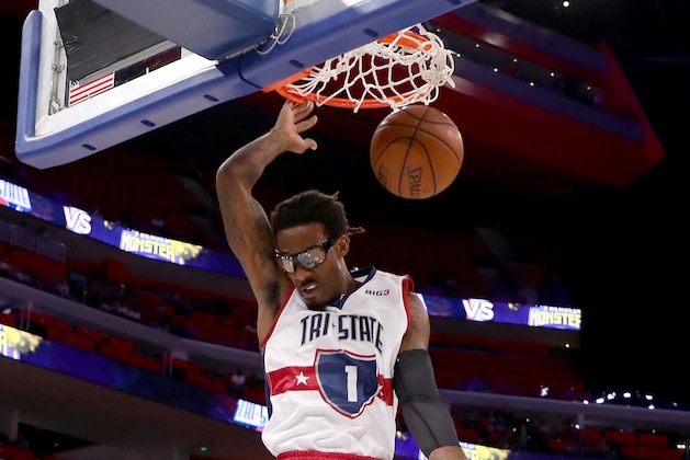 DETROIT, MI - JULY 13:  Amar'e Stoudemire #1 of Tri-State dunks the ball past Reggie Evans #30 of the 3 Headed Monsters during BIG3 - Week Four at Little Caesars Arena on July 13, 2018 in Detroit, Michigan.  (Photo by Gregory Shamus/Getty Images)
