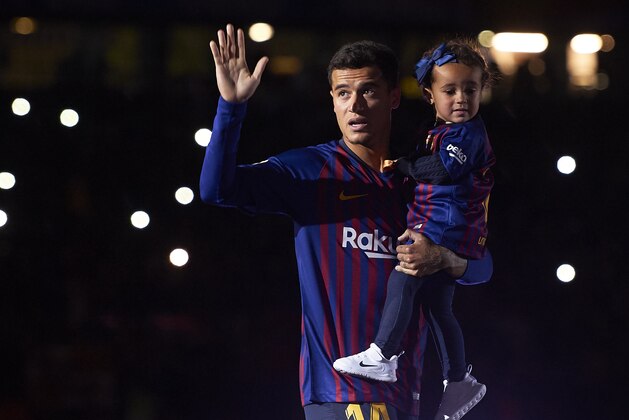 BARCELONA, SPAIN - MAY 20:  Philippe Coutinho of Barcelona at the end of the La Liga match between Barcelona and Real Sociedad at Camp Nou on May 20, 2018 in Barcelona, Spain.  (Photo by Quality Sport Images/Getty Images)