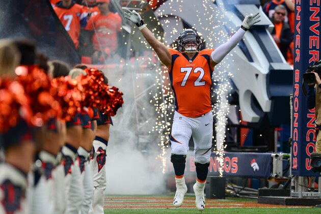 DENVER, CO - NOVEMBER 19:  Offensive tackle Garett Bolles #72 of the Denver Broncos runs onto the field during player introductions before a game against the Cincinnati Bengals at Sports Authority Field at Mile High on November 19, 2017 in Denver, Colorado. (Photo by Dustin Bradford/Getty Images)