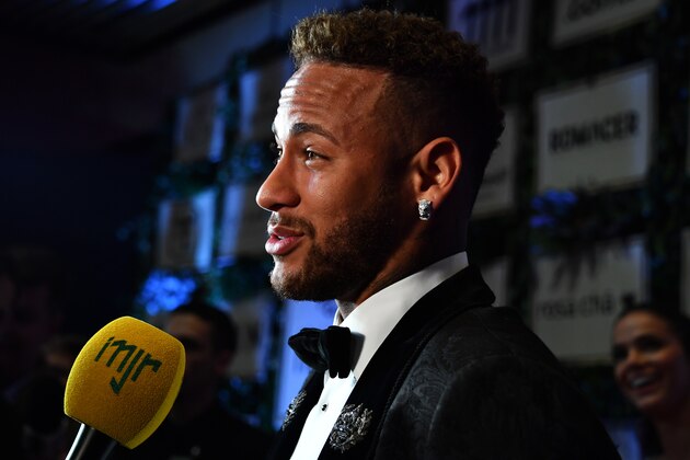 Brazilian PSG's footballer Neymar Junior, arrives to participate in the charity auction of the Neymar Jr. Institute in Sao Paulo, Brazil on July 19, 2018. (Photo by NELSON ALMEIDA / AFP) (Photo credit should read NELSON ALMEIDA/AFP/Getty Images) Brazilian PSG's footballer Neymar Junior, arrives to participate in the charity auction of the Neymar Jr. Institute in Sao Paulo, Brazil on July 19, 2018. (Photo by NELSON ALMEIDA / AFP) (Photo credit should read NELSON ALMEIDA/AFP/Getty Images)