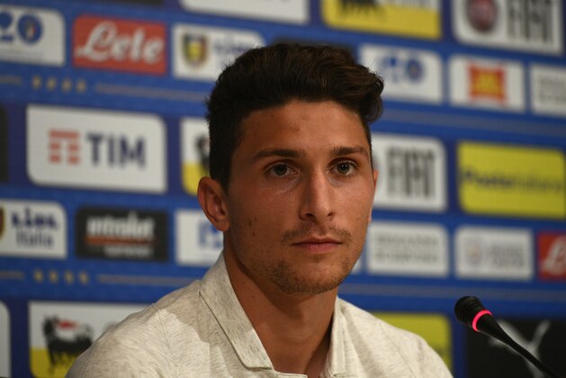 FLORENCE, ITALY - MAY 25:  Mattia Caldara of Italy speaks with the media during a Italy press conference at Centro Tecnico Federale di Coverciano on May 25, 2018 in Florence, Italy.  (Photo by Claudio Villa/Getty Images)