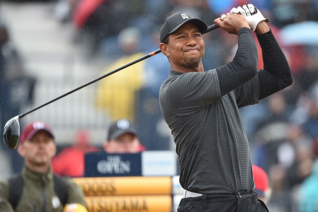 US golfer Tiger Woods watches his shot from the 4th tee during his second round on day 2 of The 147th Open golf Championship at Carnoustie, Scotland on July 20, 2018. (Photo by Paul ELLIS / AFP)        (Photo credit should read PAUL ELLIS/AFP/Getty Images)