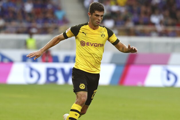 VIENNA, AUSTRIA - JULY 13: Christian Pulisic of Dortmund controls the ball during the friendly match between Austria Wien and Borussia Dortmund at Generali Arena on July 13, 2018 in Vienna, Austria. (Photo by TF-Images/Getty Images)