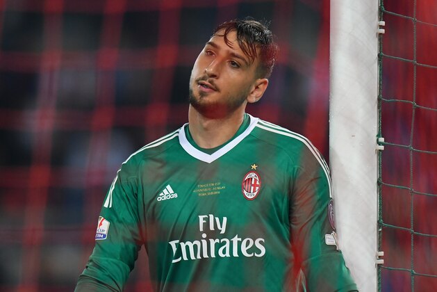 ROME, ITALY - MAY 09:  Gianluigi Donnarumma of AC Milan reacts during the TIM Cup  Final between Juventus and AC Milan at Stadio Olimpico on May 9, 2018 in Rome, Italy.  (Photo by Alessandro Sabattini/Getty Images)