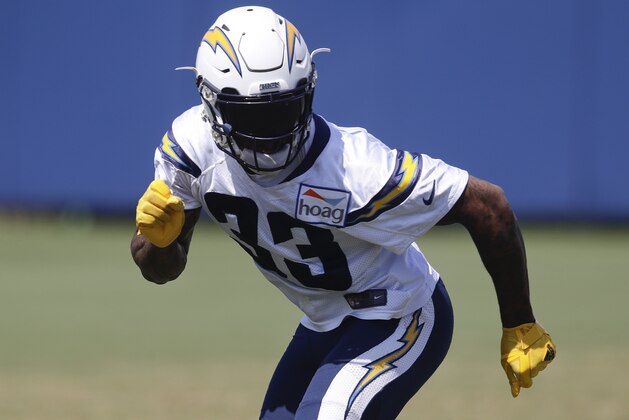 Los Angeles Chargers' Derwin James works out during practice at the NFL football team's minicamp Thursday,June 14, 2018, in Costa Mesa, Calif. (AP Photo/Chris Carlson)