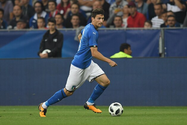 NICE, FRANCE - JUNE 01:  Mattia Caldara of Italy in action during the International Friendly match between France and Italy at Allianz Riviera Stadium on June 1, 2018 in Nice, France.  (Photo by Claudio Villa/Getty Images)