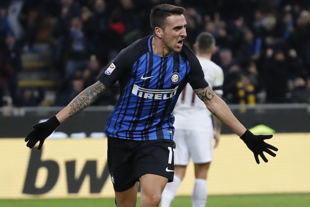 Inter Milan's Matias Vecino celebrates after scoring the equalizer during an Italian Serie A soccer match between Inter Milan and AS Roma, at the San Siro stadium in Milan, Italy, Sunday, Jan. 21, 2018. (AP Photo/Antonio Calanni)