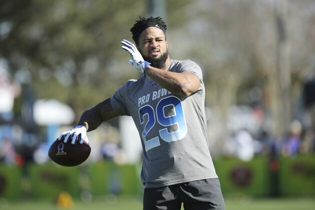 NFC free safety Earl Thomas, of the Seattle Seahawks, prepares to throw a pass during Pro Bowl NFL football practice, Wednesday, Jan. 24, 2018, in Kissimmee, Fla. (AP Photo/Gregory Payan)
