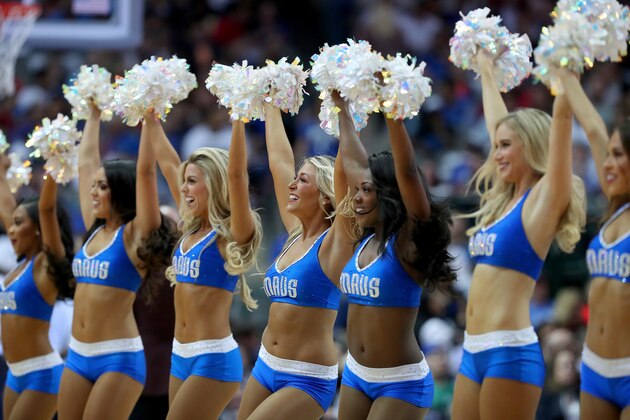 DALLAS, TX - OCTOBER 20:  The Dallas Mavericks Dancers perform as the Dallas Mavericks take on the Sacramento Kings at American Airlines Center on October 20, 2017 in Dallas, Texas. NOTE TO USER: User expressly acknowledges and agrees that, by downloading and or using this photograph, User is consenting to the terms and conditions of the Getty Images License Agreement.  (Photo by Tom Pennington/Getty Images)