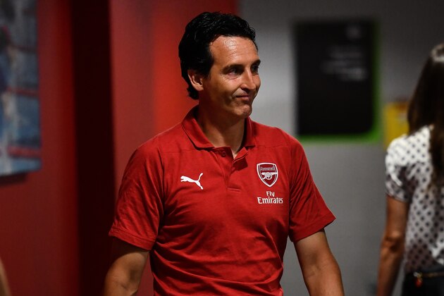 SINGAPORE - JULY 26: Unai Emery head coach of Arsenal smiles during the International Champions Cup 2018 match between Club Atletico de Madrid and Arsenal at the National Stadium on July 26, 2018 in Singapore.  (Photo by Thananuwat Srirasant/Getty Images for ICC)