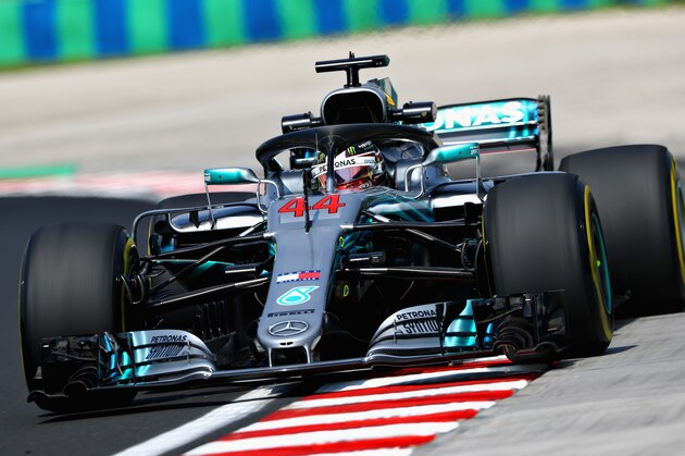 BUDAPEST, HUNGARY - JULY 27: Lewis Hamilton of Great Britain driving the (44) Mercedes AMG Petronas F1 Team Mercedes WO9 on track during practice for the Formula One Grand Prix of Hungary at Hungaroring on July 27, 2018 in Budapest, Hungary.  (Photo by Mark Thompson/Getty Images)
