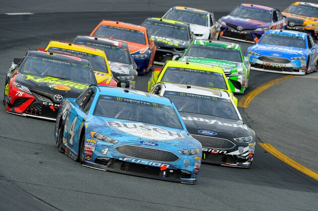 LOUDON, NH - JULY 22:  Kevin Harvick, driver of the #4 Busch Beer Ford, leads a pack of cars during the Monster Energy NASCAR Cup Series Foxwoods Resort Casino 301 at New Hampshire Motor Speedway on July 22, 2018 in Loudon, New Hampshire.  (Photo by Robert Laberge/Getty Images)