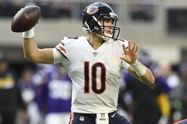 MINNEAPOLIS, MN - DECEMBER 31: Mitchell Trubisky #10 of the Chicago Bears passes the ball in the first quarter of the game against the Minnesota Vikings on December 31, 2017 at U.S. Bank Stadium in Minneapolis, Minnesota. (Photo by Hannah Foslien/Getty Images)