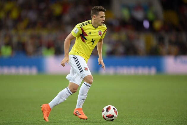 Colombia's defender Santiago Arias controls the ball during the Russia 2018 World Cup round of 16 football match between Colombia and England at the Spartak Stadium in Moscow on July 3, 2018. (Photo by Juan Mabromata / AFP) / RESTRICTED TO EDITORIAL USE - NO MOBILE PUSH ALERTS/DOWNLOADS        (Photo credit should read JUAN MABROMATA/AFP/Getty Images)