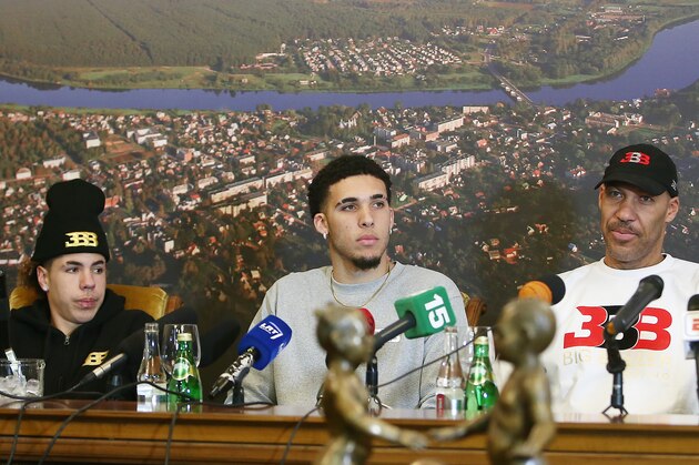 PRIENAI, LITHUANIA - JANUARY 05:  LaVar Ball along with his sons LiAngelo and LaMelo Ball during a press conference after LiAngelo and LaMelo's first training session with Vytautas Prienai on January 5, 2018 in Prienai, Lithuania.  (Photo by Alius Koroliovas/Getty Images)