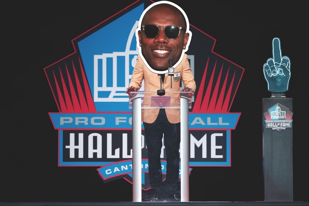 Former NFL football player Terrell Owens watches the action from court side seats during the second half of a preseason NBA basketball game between the Orlando Magic and the Memphis Grizzlies in Orlando, Fla., Friday, Oct. 23, 2015. The Magic won 86-76. (AP Photo/Phelan M. Ebenhack)