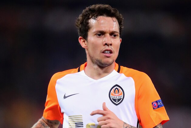 ROME, ITALY - MARCH 13:  Bernard of Shakhtar Donetsk in action during the UEFA Champions League Round of 16 Second Leg match between AS Roma and Shakhtar Donetsk at Stadio Olimpico on March 13, 2018 in Rome, Italy.  (Photo by Chris Brunskill Ltd/Getty Images)