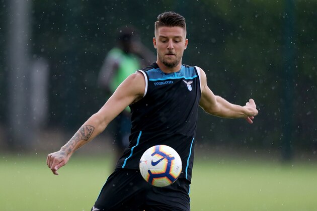 ROME, ITALY - AUGUST 03:  Sergej Milinkovic Savic of SS lazio during the SS Lazio training session on August 3, 2018 in Rome, Italy.  (Photo by Paolo Bruno/Getty Images)