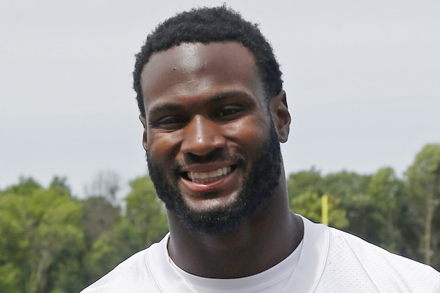 Minnesota Vikings running back Latavius Murray leaves the field after practice at the NFL football team's training camp in Eagan, Minn., Thursday, June 14, 2018. (AP Photo/Jim Mone)