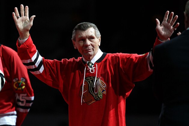 CHICAGO, IL - JANUARY 09: Former player Stan Mikita of the Chicago Blackhawks is introduced to the crowd during a Heritage Night to honor the 1961 Stanley Cup Championship team before a game against the New York Islanders at the United Center on January 9, 2011 in Chicago, Illinois. (Photo by Jonathan Daniel/Getty Images)