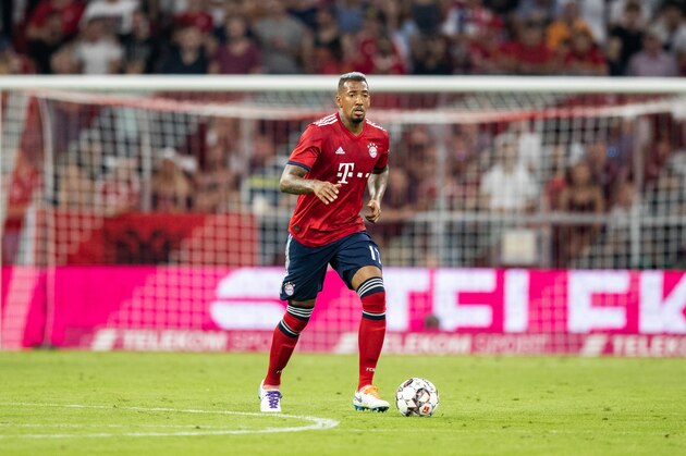 MUNICH, GERMANY - AUGUST 05: Jerome Boateng of FC Bayern Muenchen runs with the ball during the friendly match between Bayern Muenchen and Manchester United at Allianz Arena on August 5, 2018 in Munich, Germany. (Photo by Boris Streubel/Getty Images)