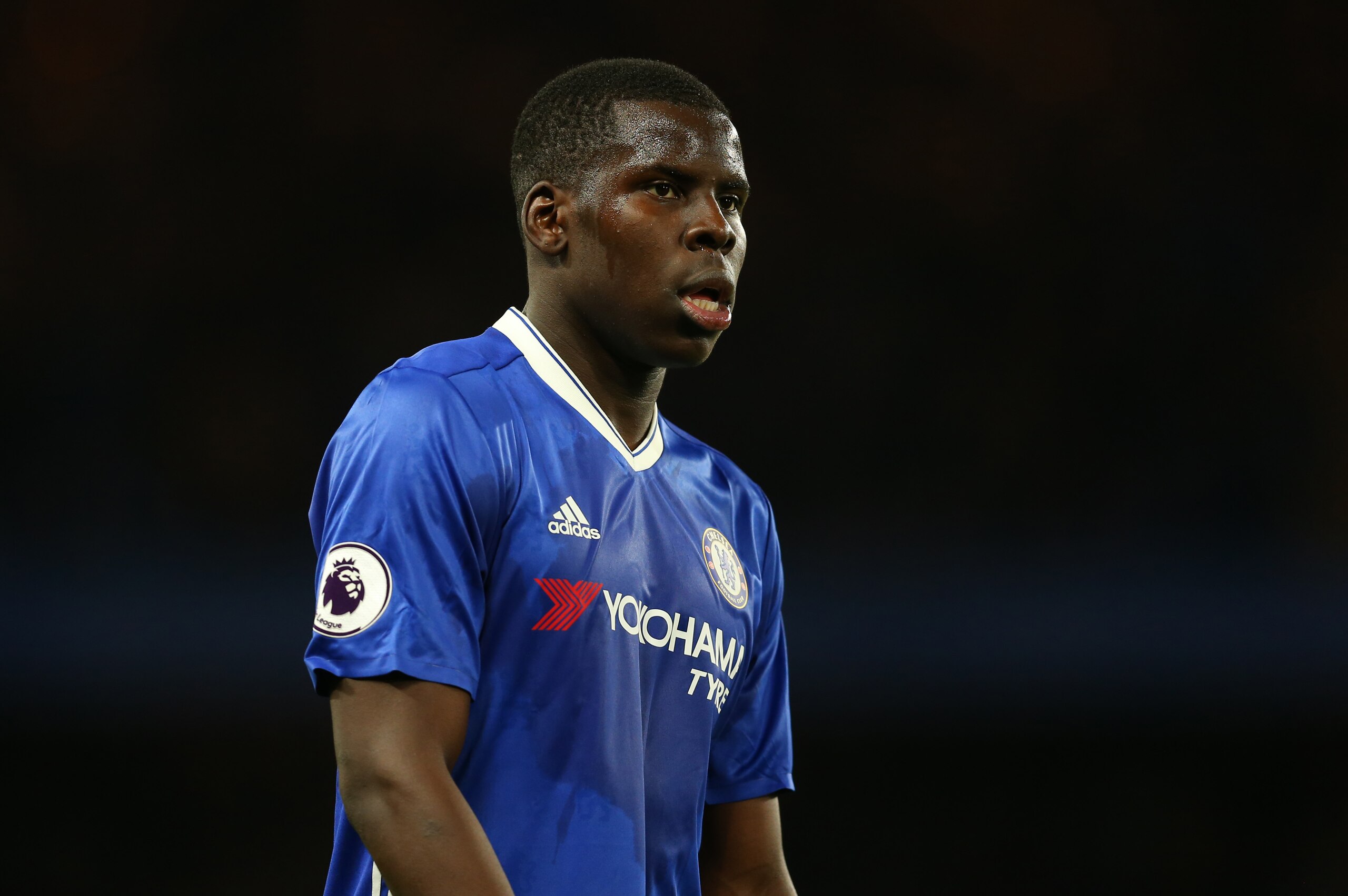 LONDON, ENGLAND - APRIL 05: Kurt Zouma of Chelsea during the Premier League match between Chelsea and Manchester City at Stamford Bridge on April 5, 2017 in London, England. (Photo by Catherine Ivill - AMA/Getty Images) LONDON, ENGLAND - APRIL 05: Kurt Zouma of Chelsea during the Premier League match between Chelsea and Manchester City at Stamford Bridge on April 5, 2017 in London, England. (Photo by Catherine Ivill - AMA/Getty Images)